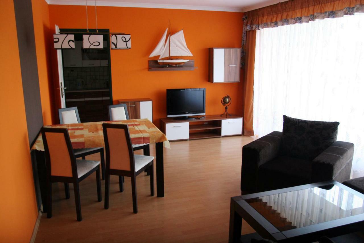 Apartament Kapitanski โควอบเซก ภายนอก รูปภาพ