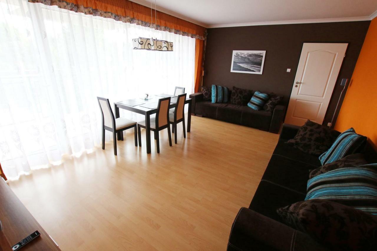 Apartament Kapitanski โควอบเซก ภายนอก รูปภาพ